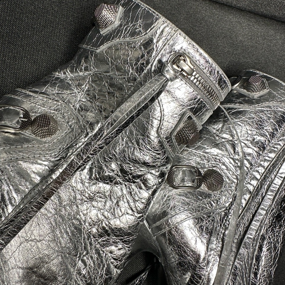 NWOB Balenciaga Le Cagole 90mm Metallic Silver Ankle Boots Size 36.5 IT 6.5 US - Picture 11 of 16